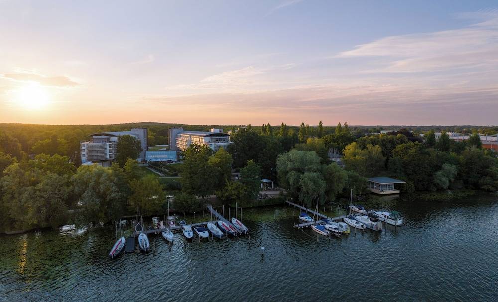 Kongresshotel Potsdam am Templiner See 1