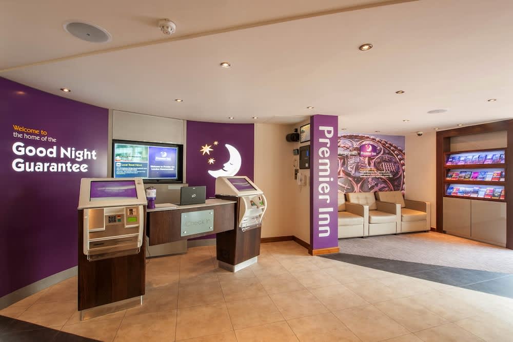 Premier Inn London Hammersmith - Ravenscourt Park 2