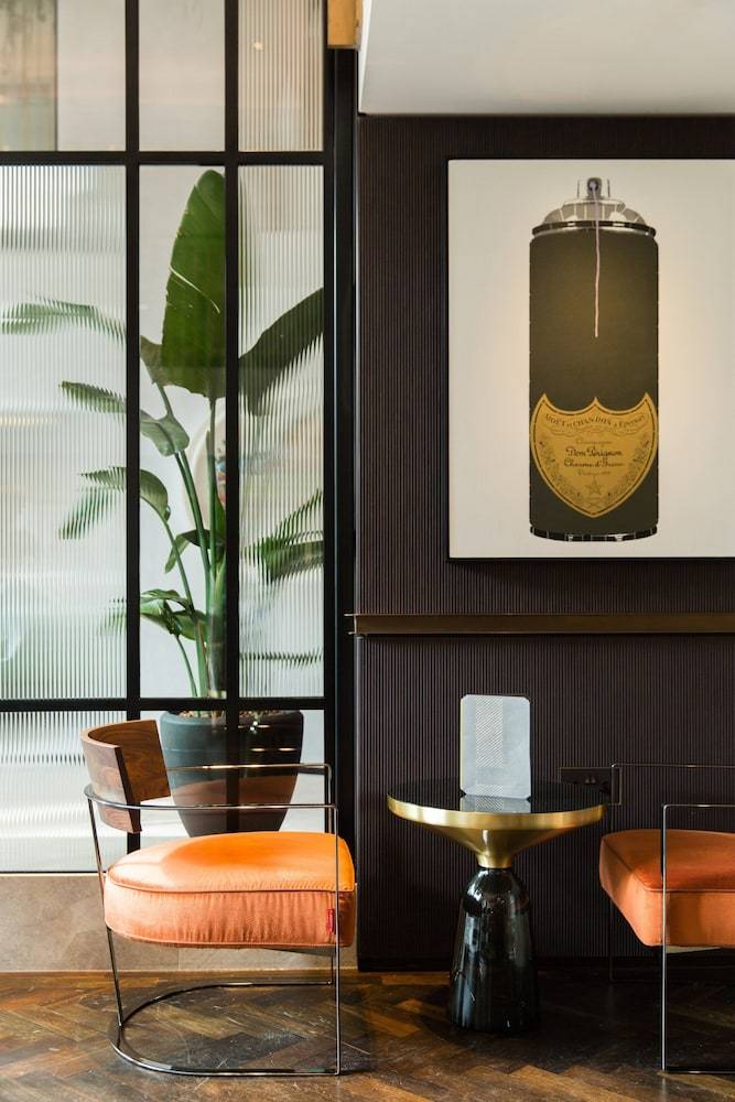 The Athenaeum Hotel & Residences 2