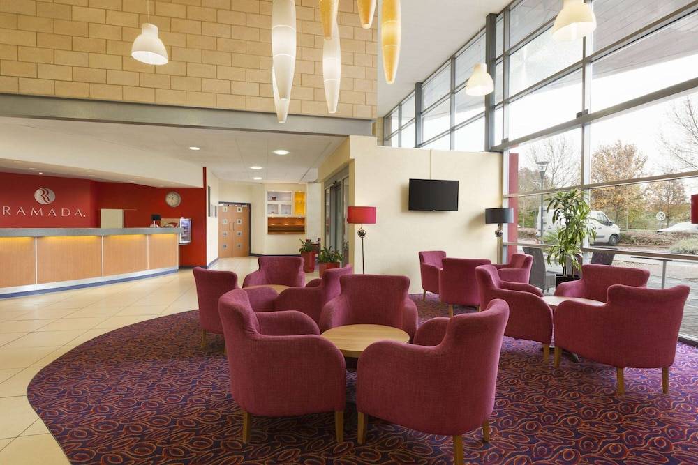 Ramada by Wyndham London North M1 2