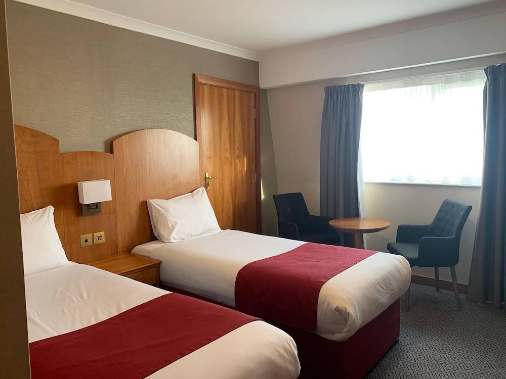 Savera Hotel South Ruislip 2