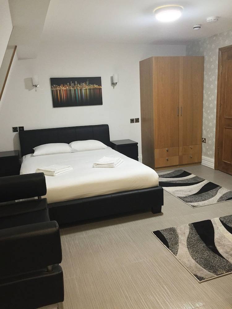 Paddington Apartments 2