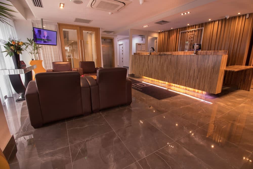 The Continental Hotel and Spa, Heathrow 2