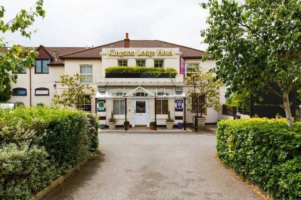 Kingston Lodge Hotel 1