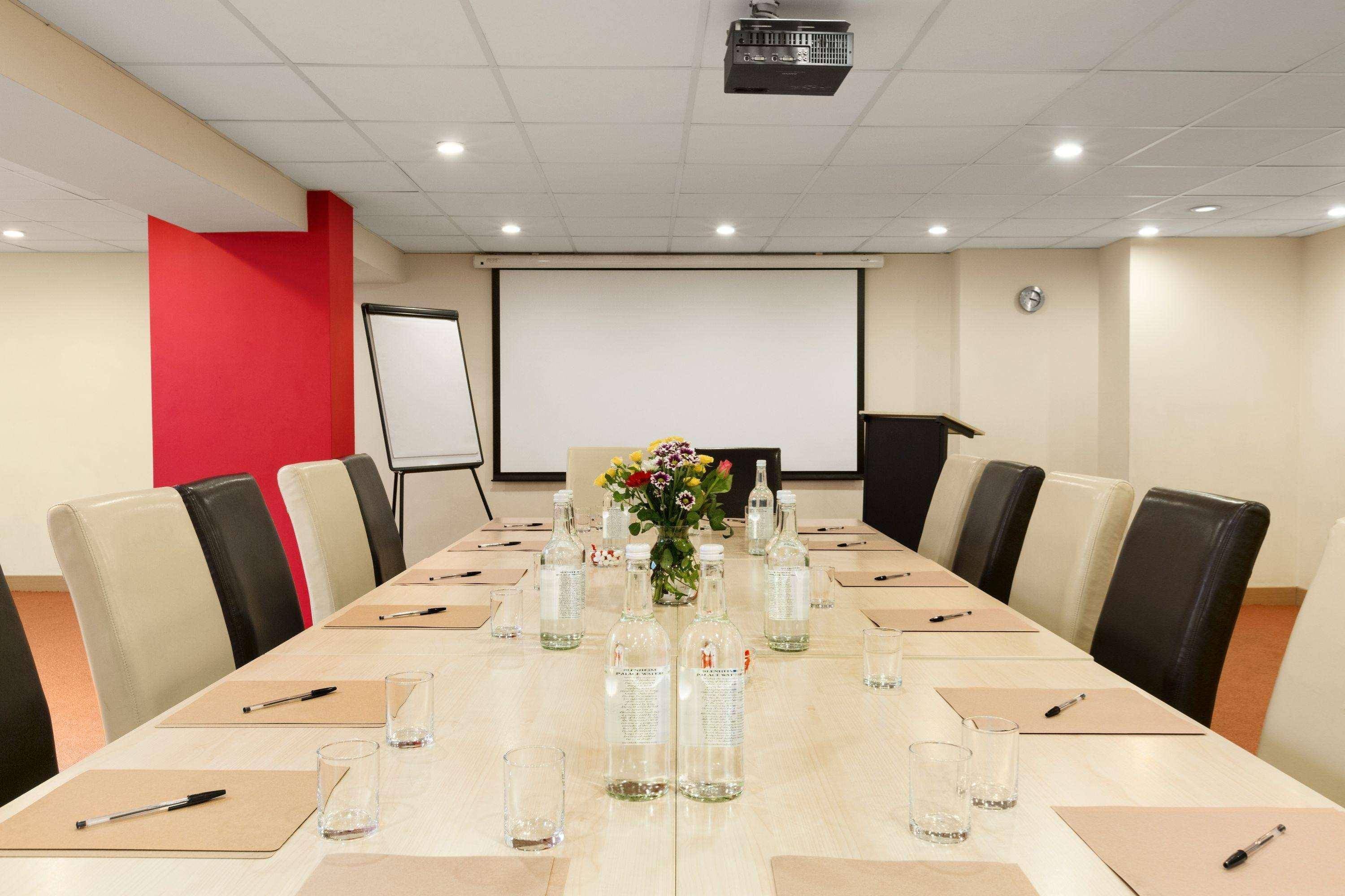 Ramada Hounslow - Heathrow East 2