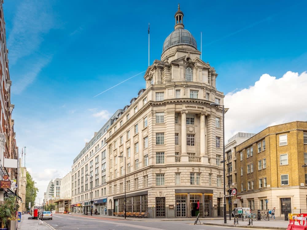 Travelodge London Central City Road Hotel 1