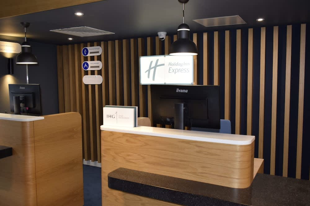 Holiday Inn Express LONDON - CROYDON by IHG 2