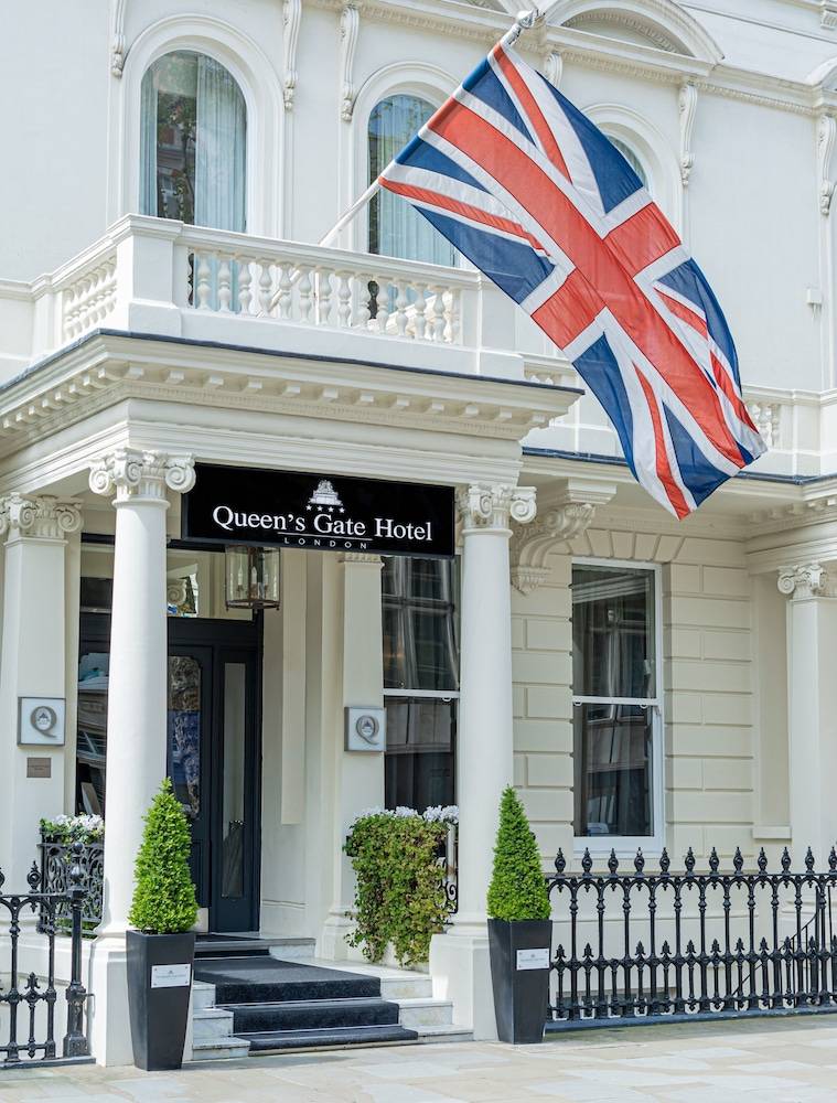 The Queens Gate Hotel 1