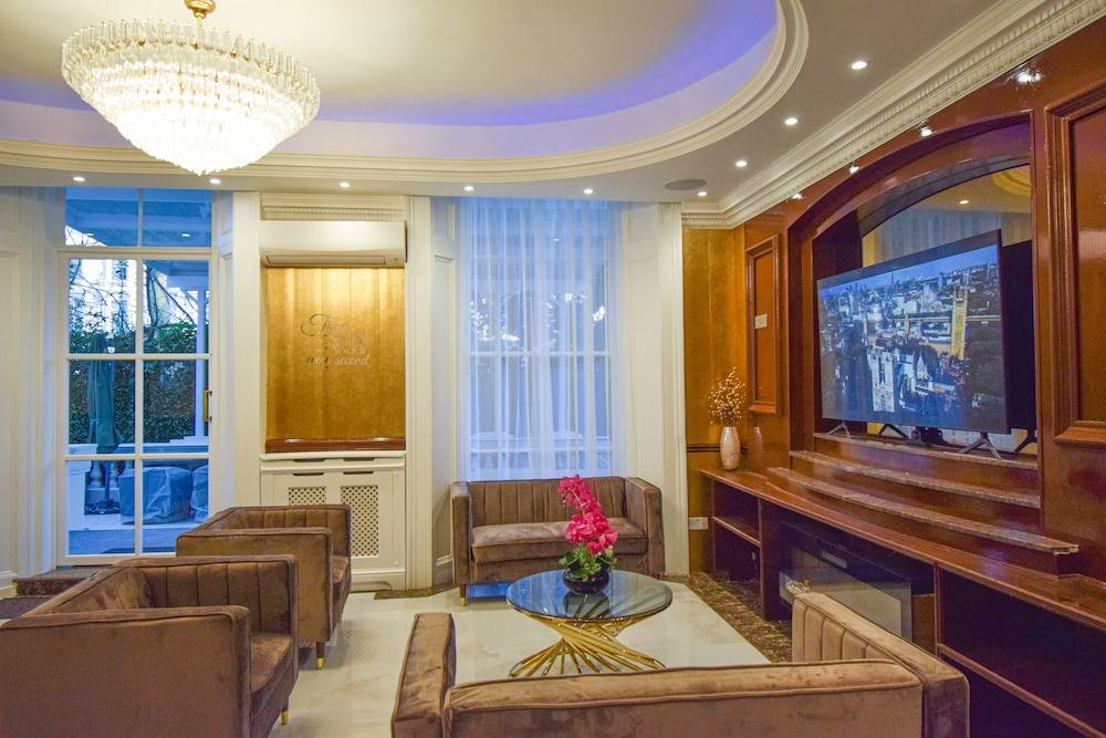 Pembridge Palace Hotel 2