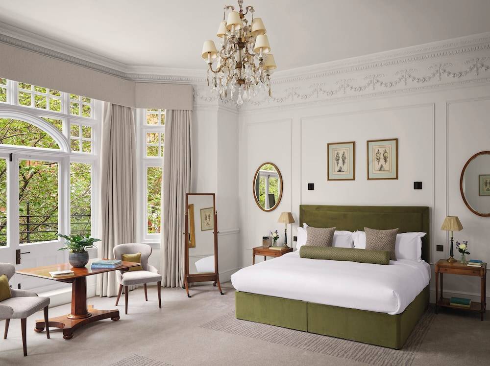 The Chelsea Townhouse 1
