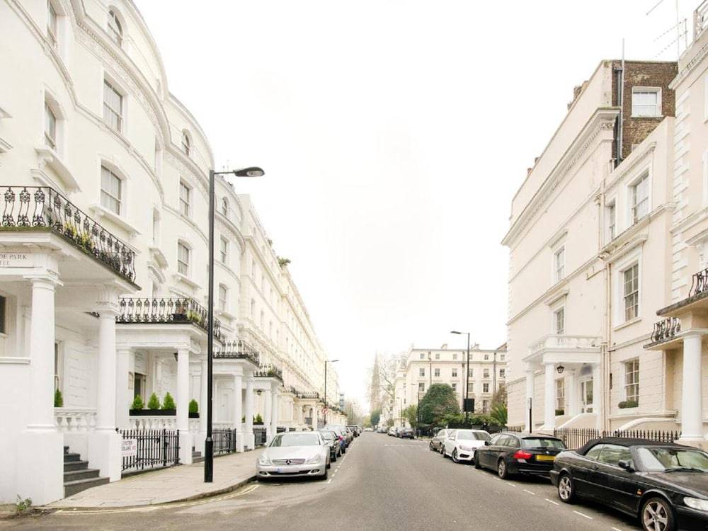 The Royale Chulan Hyde Park 1