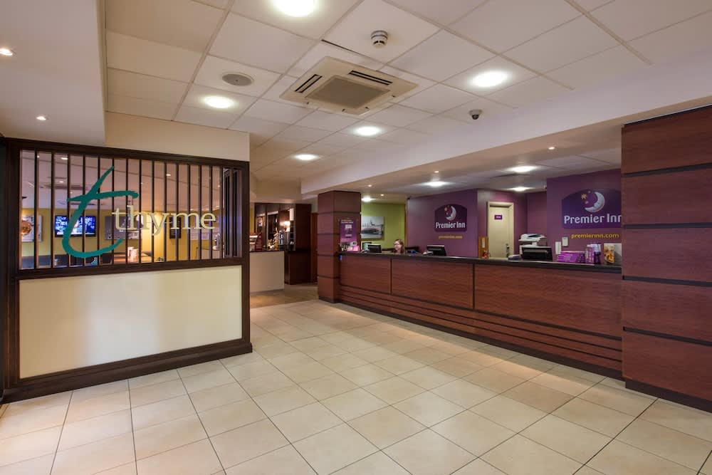 Premier Inn London City - Tower Hill 2