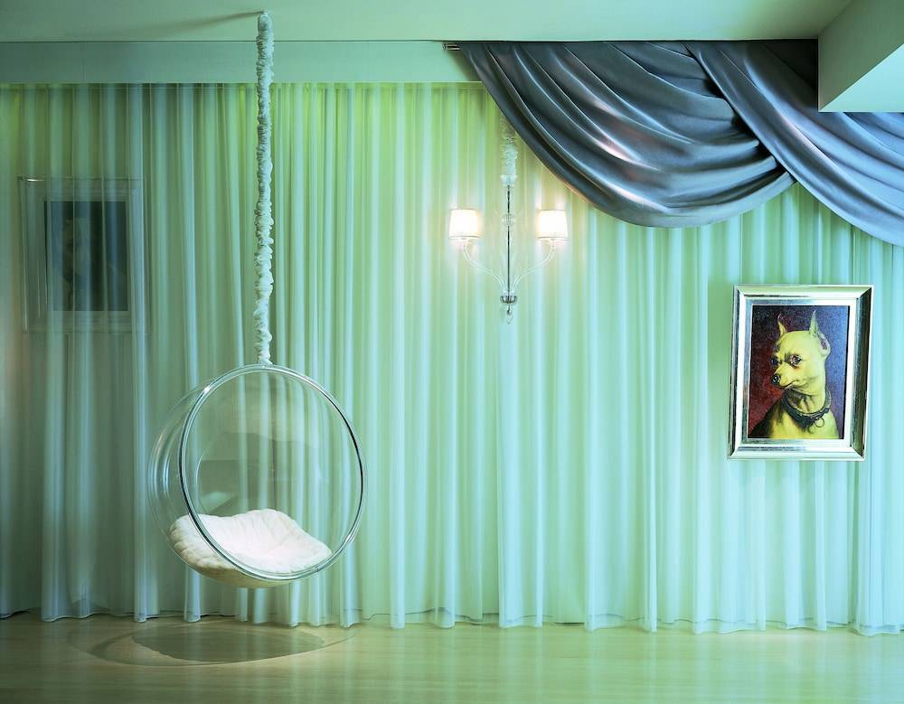 Sanderson London 2
