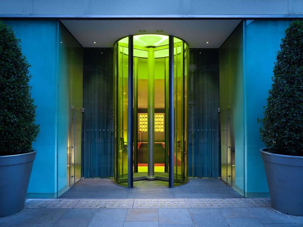 St Martins Lane London 1