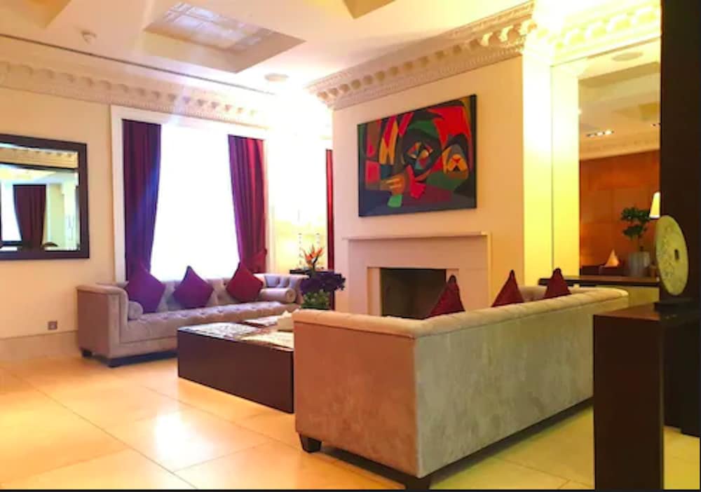 The Park City Grand Plaza Kensington Hotel 2