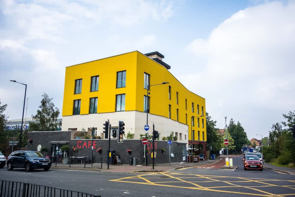 Abbey Point Hotel 1