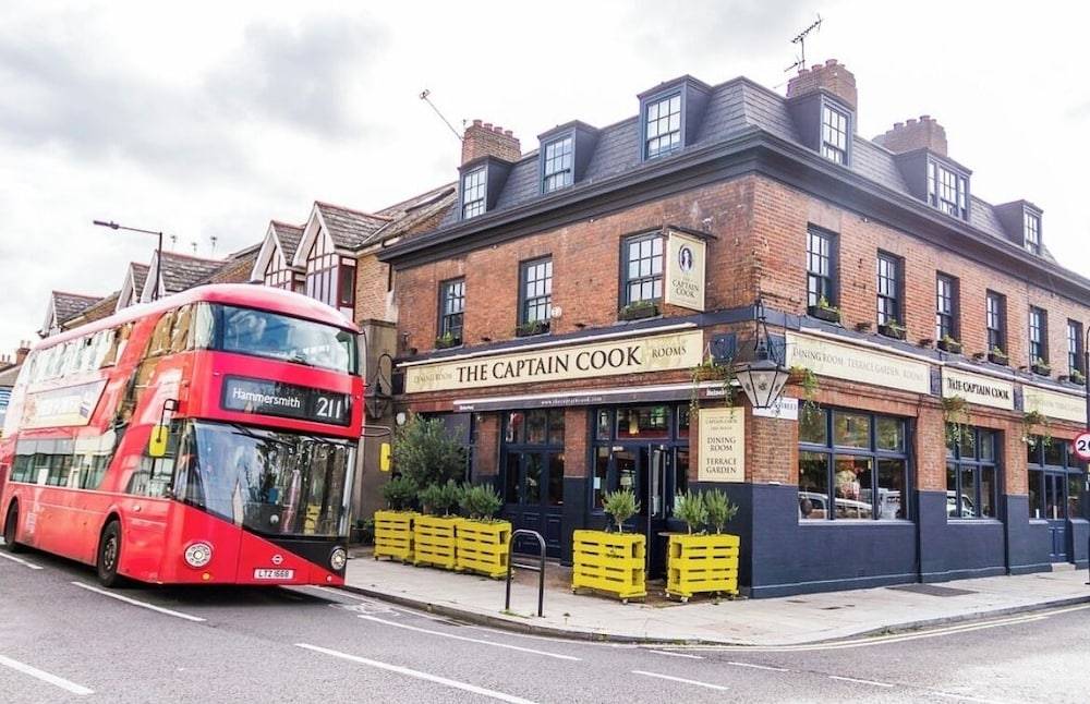 The Captain Cook 1