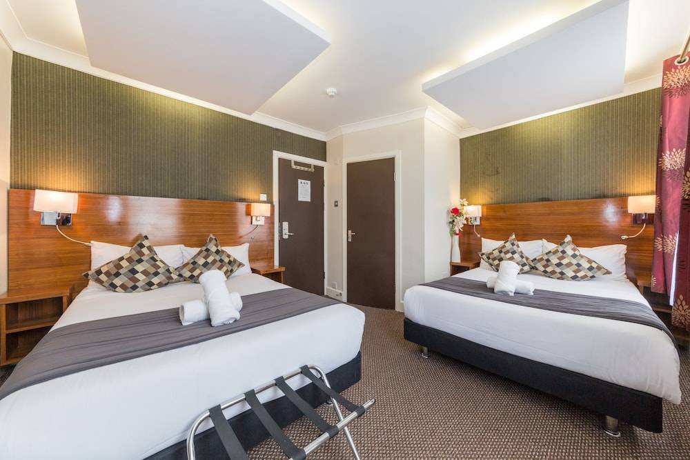 Chester Hotel 1