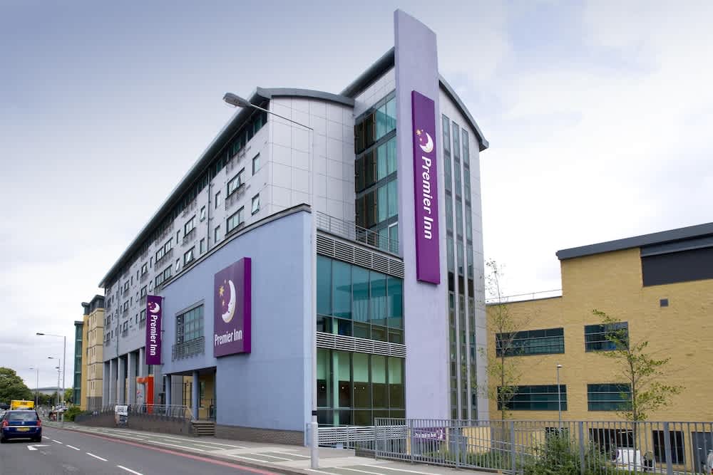 Premier Inn London Wimbledon South 1