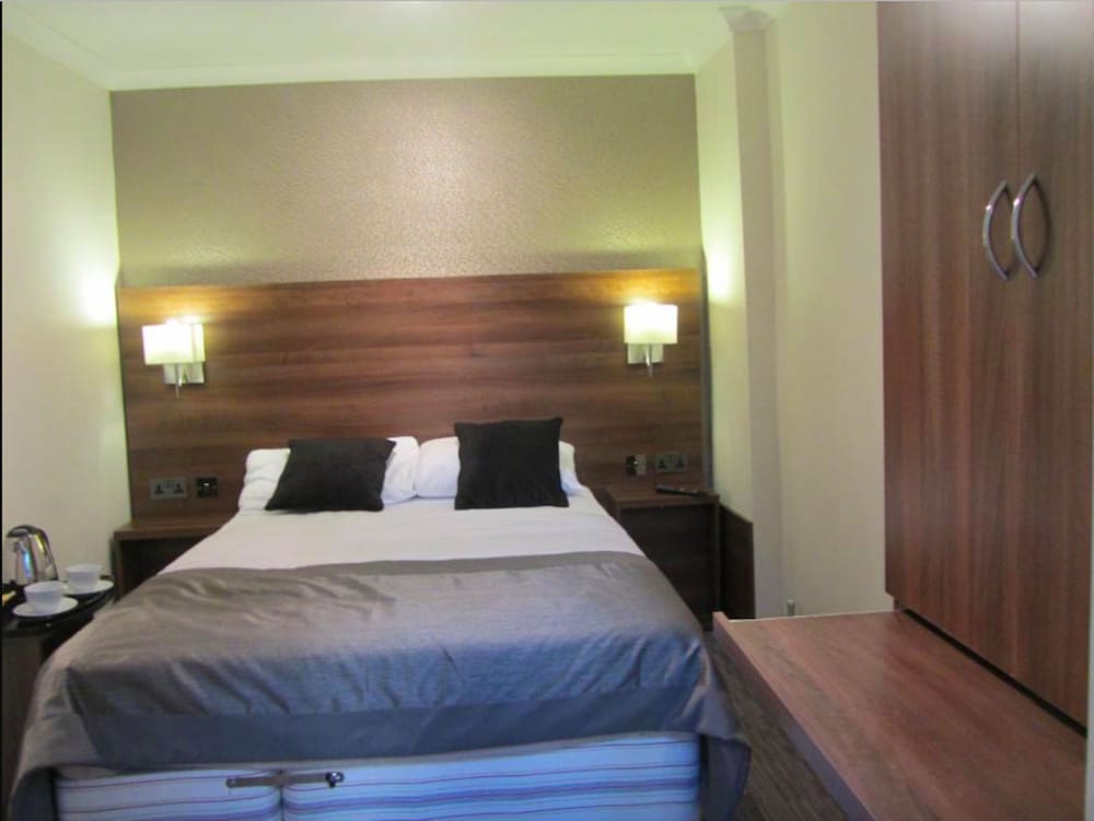 Goodwood Hotel 1
