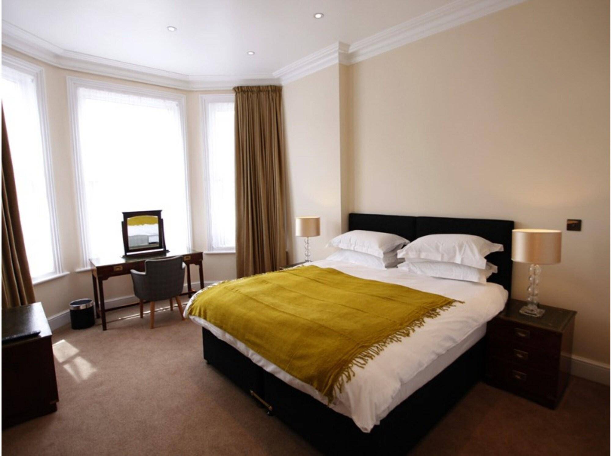 Glenlyn Guest House 1