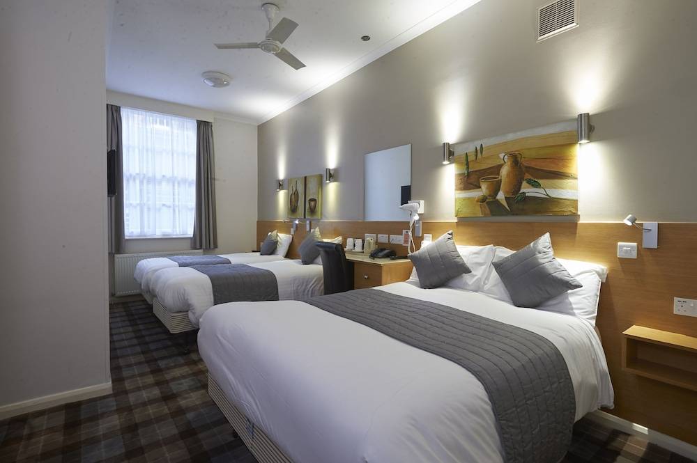 Luna And Simone Hotel 1
