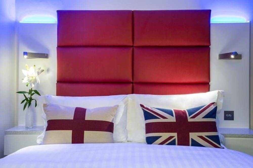 Henley House Hotel 1