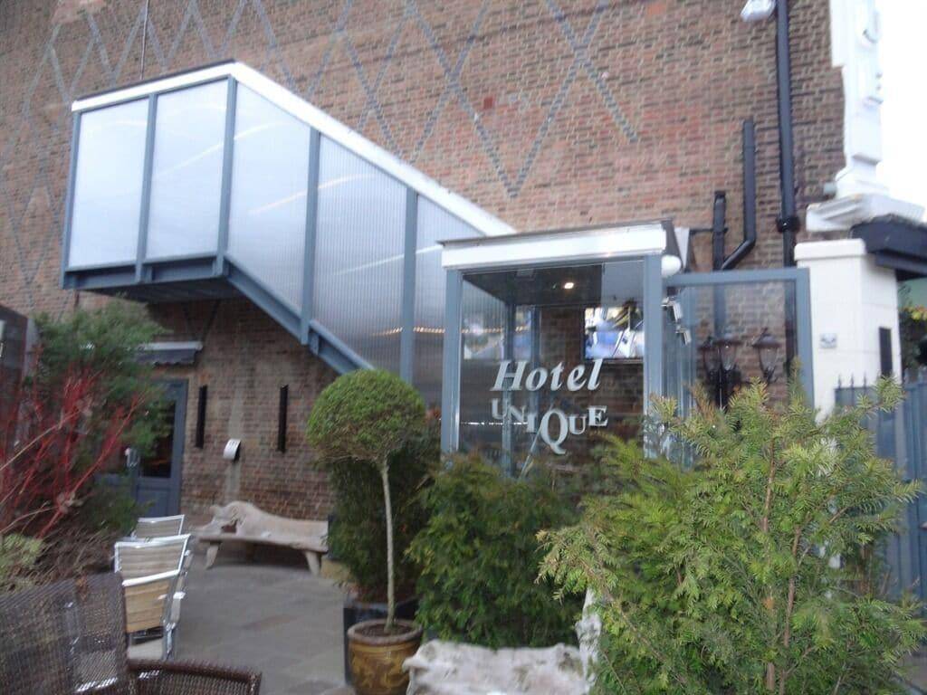 Hotel Unique 1