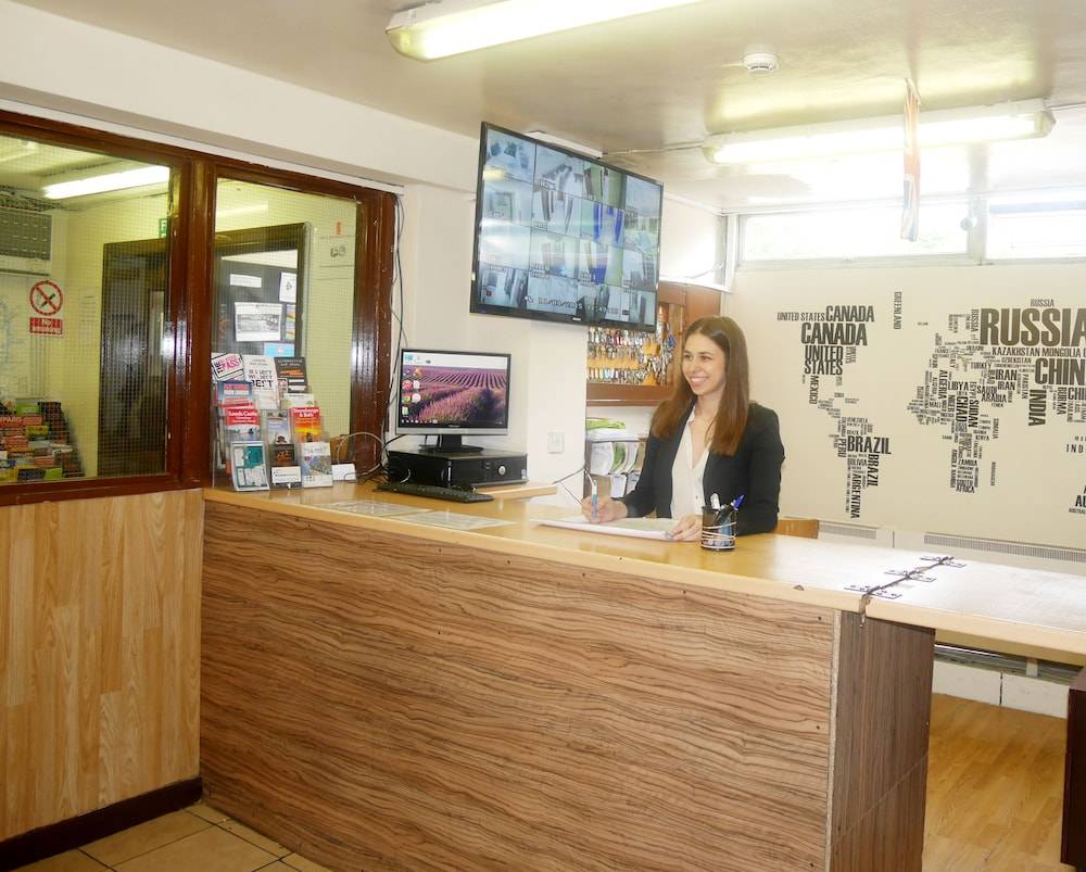 Kensal Green Backpackers 2 2