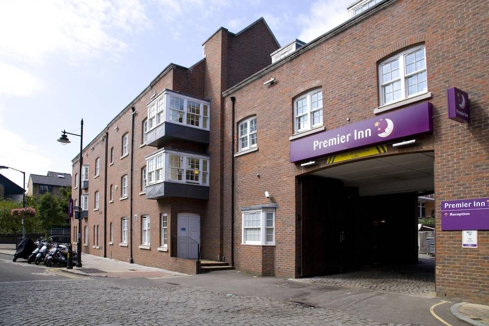 Premier Inn London Southwark Bankside 1