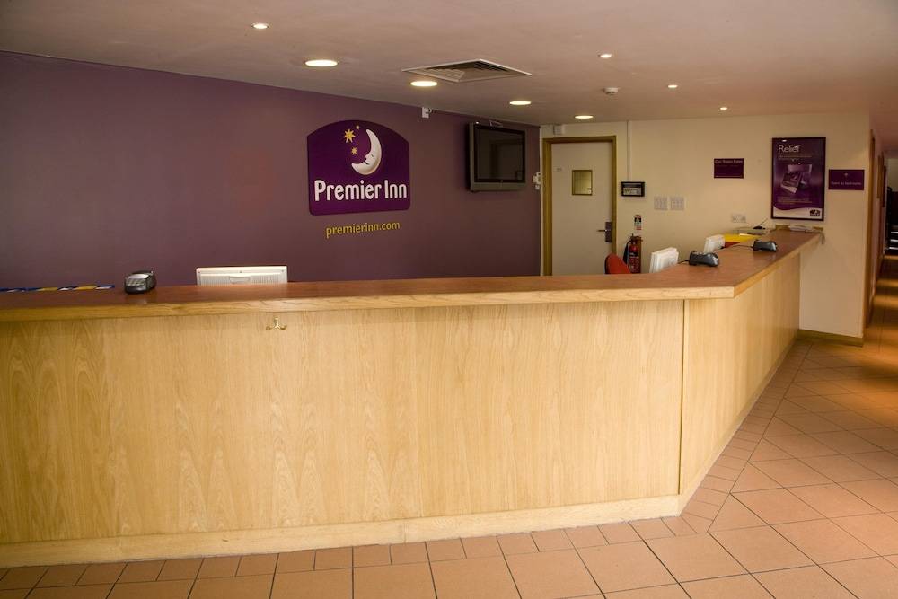 Premier Inn London Kensington 2