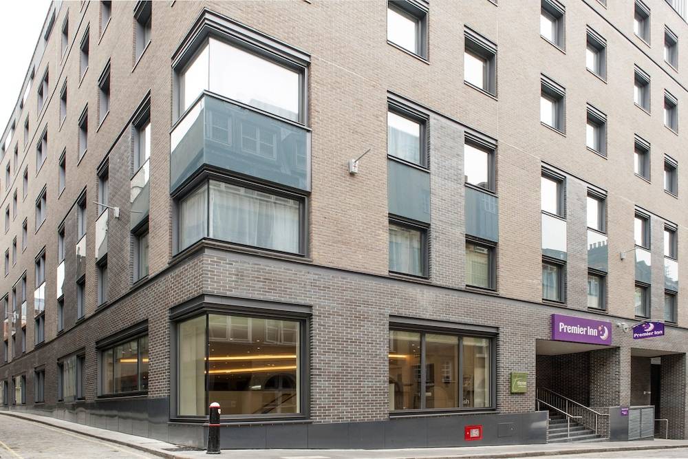 Premier Inn London Bank - Tower 1