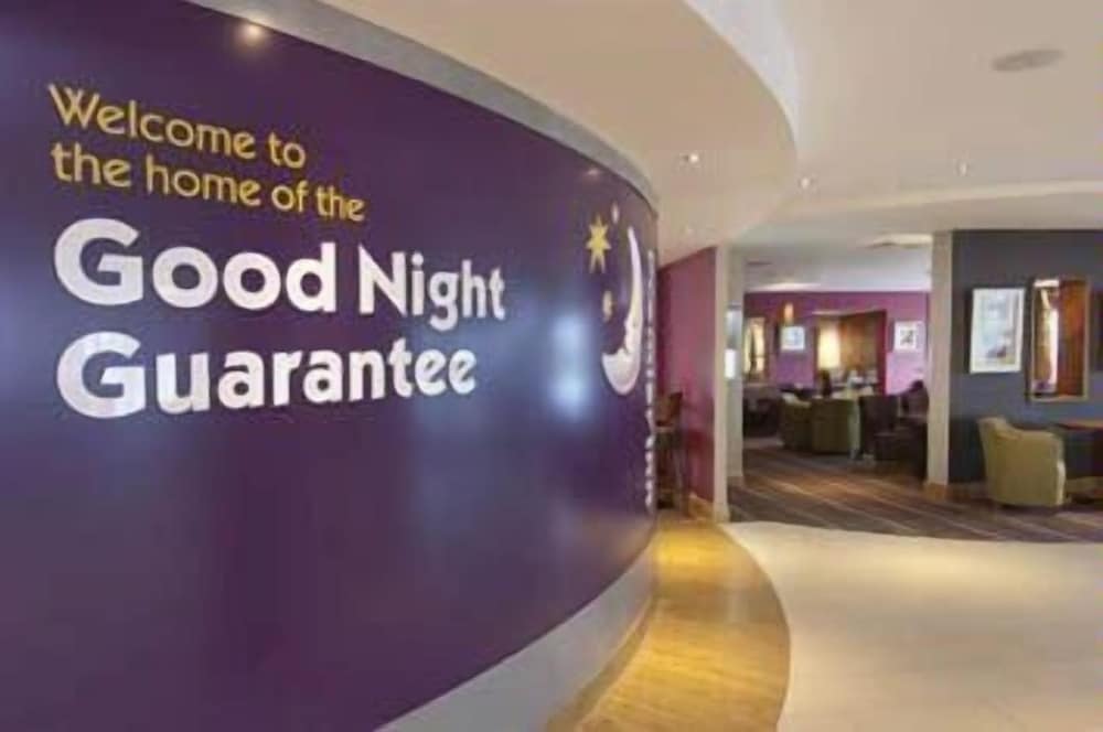 Premier Inn Heathrow Airport Terminal 5 2