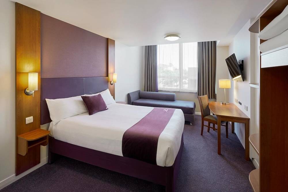 Premier Inn London Hayes North 2