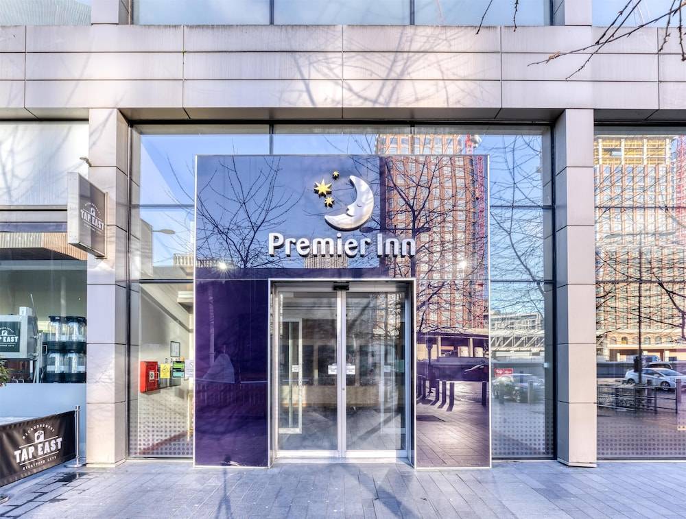 Premier Inn London Stratford 1