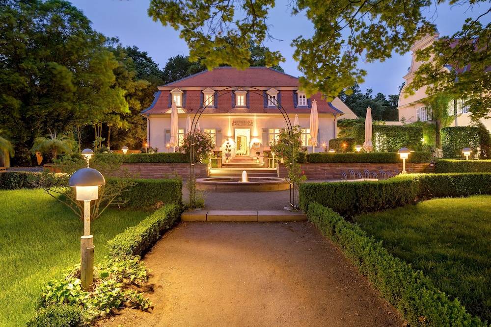 Hotel Jagdschloss Kranichstein 1