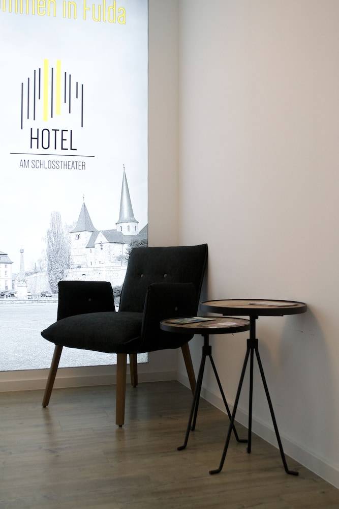 Hotel am Schlosstheater 2