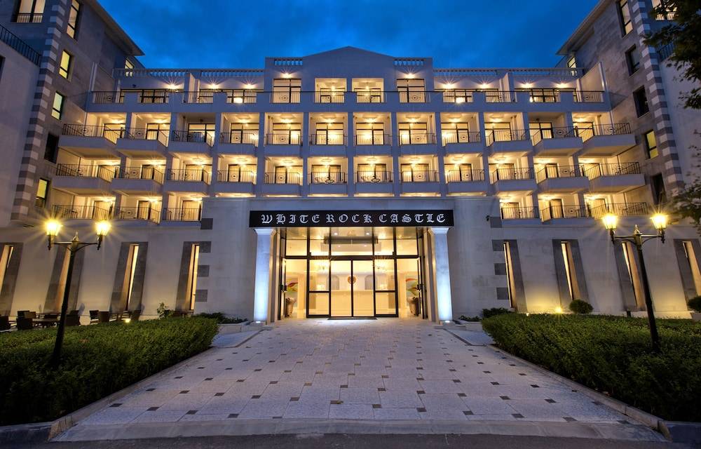 White Rock Castle Hotel & Wellness Club 1