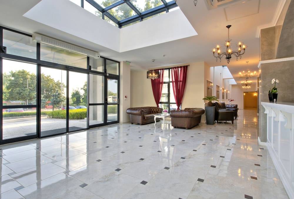 White Rock Castle Hotel & Wellness Club 2