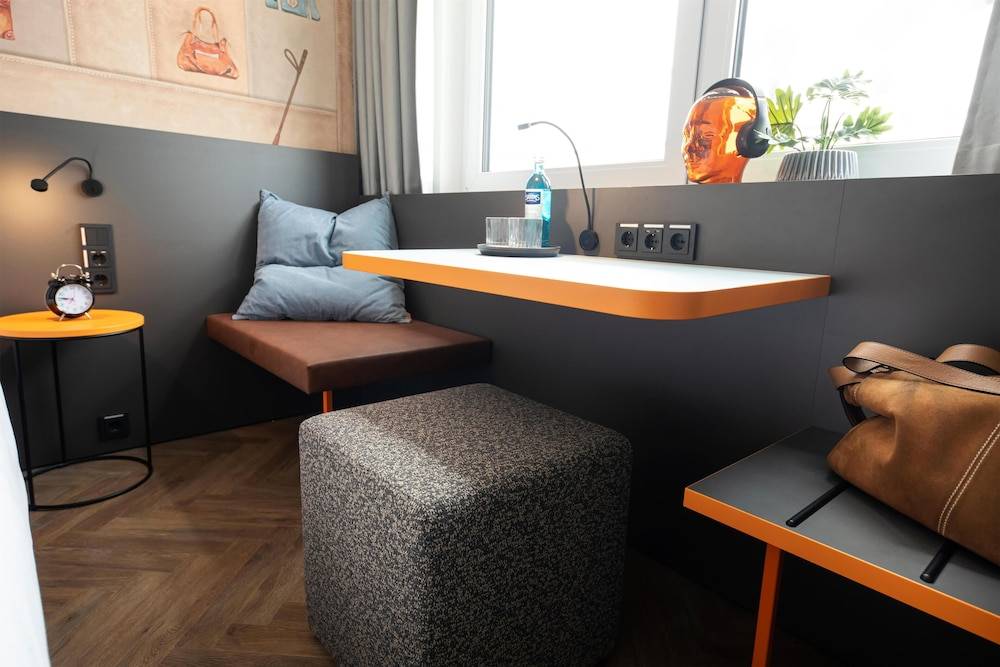 LOGINN Hotel Offenbach 2
