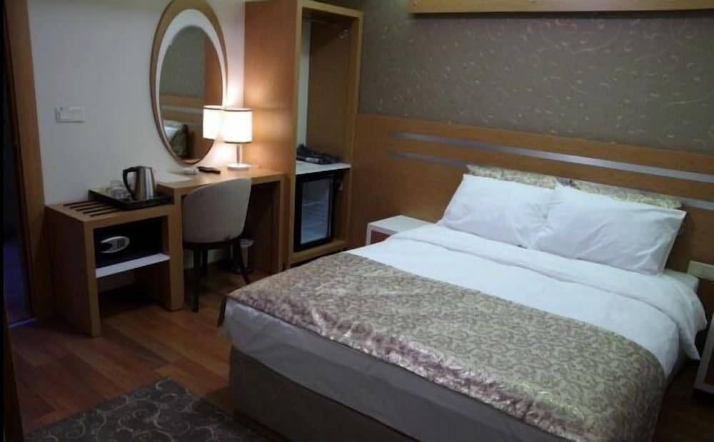 Gevher Hotel 1