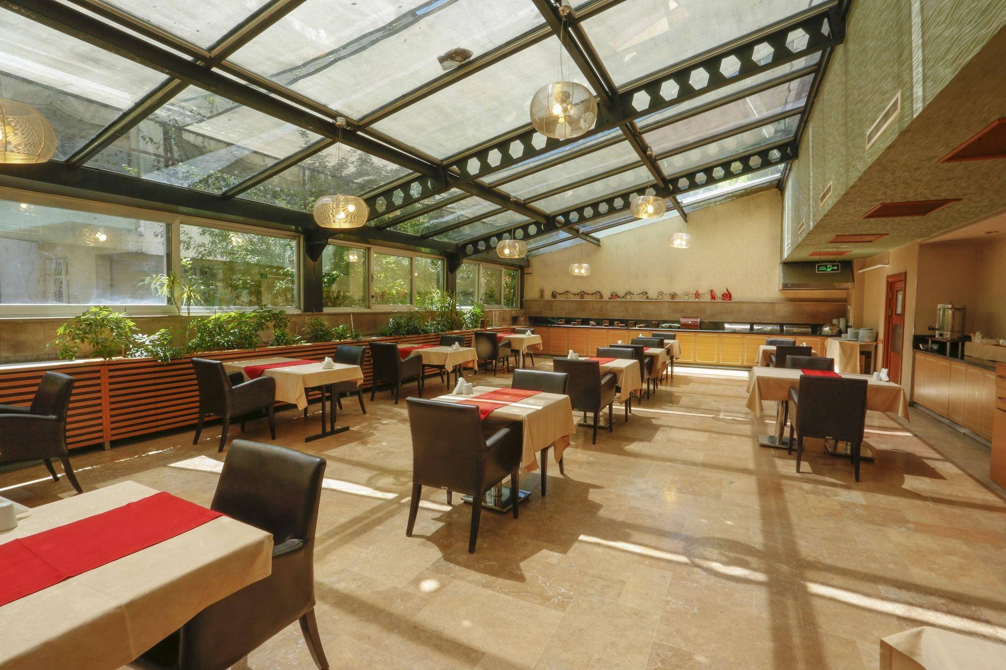 Nüzhet Hotel 2