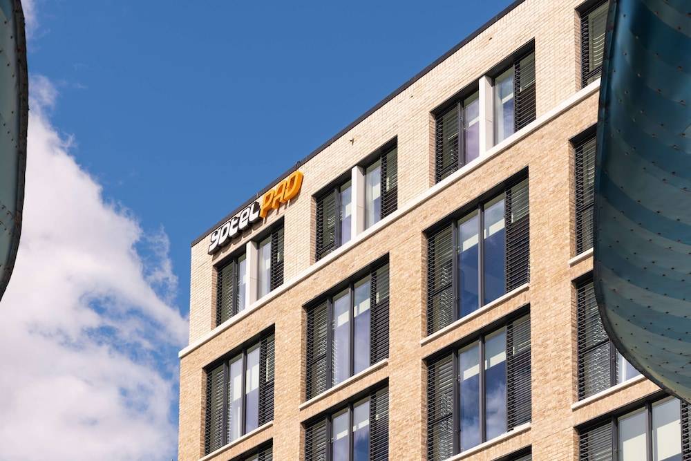 YOTELPAD London Stratford 1