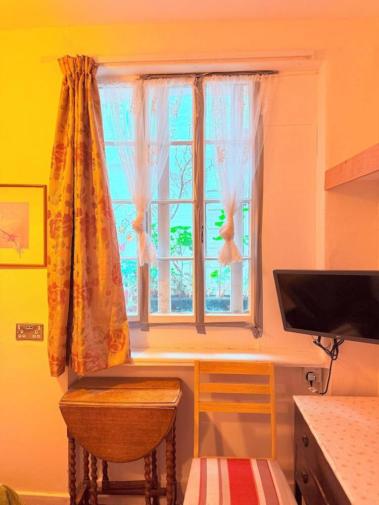 Albro House Hotel, London 2