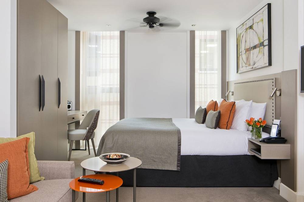 The Chronicle by Supercity Aparthotels 1