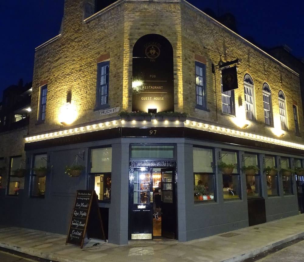 Dockers Inn 1