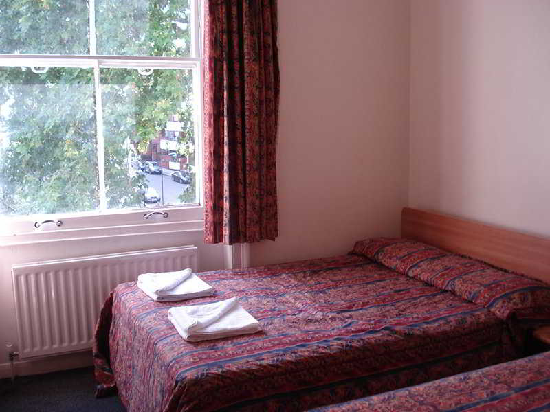 Palace Court 2