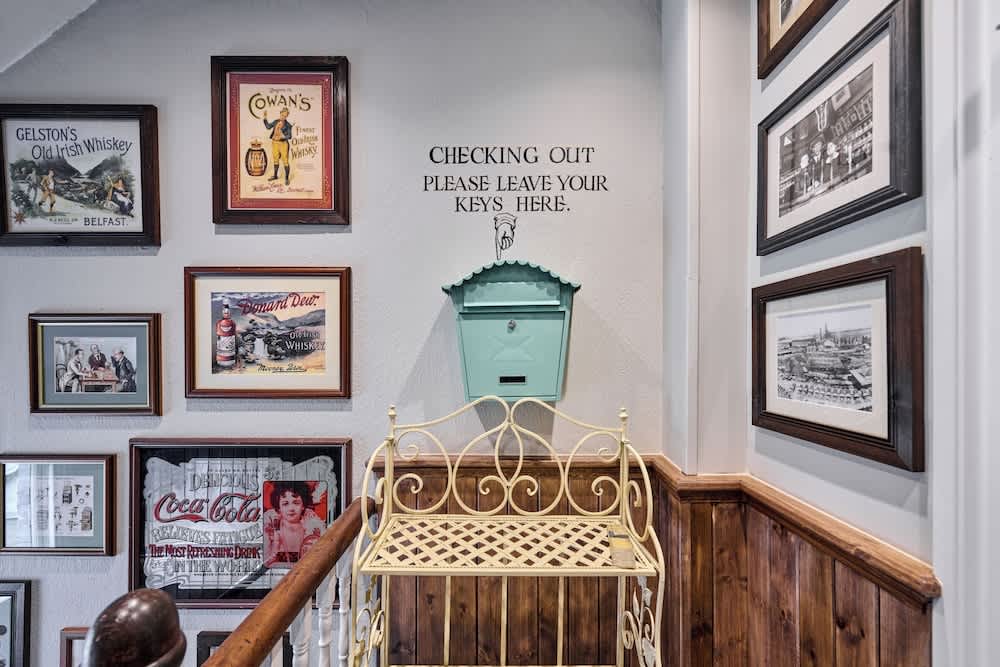 The Crown Pub & Guesthouse 2