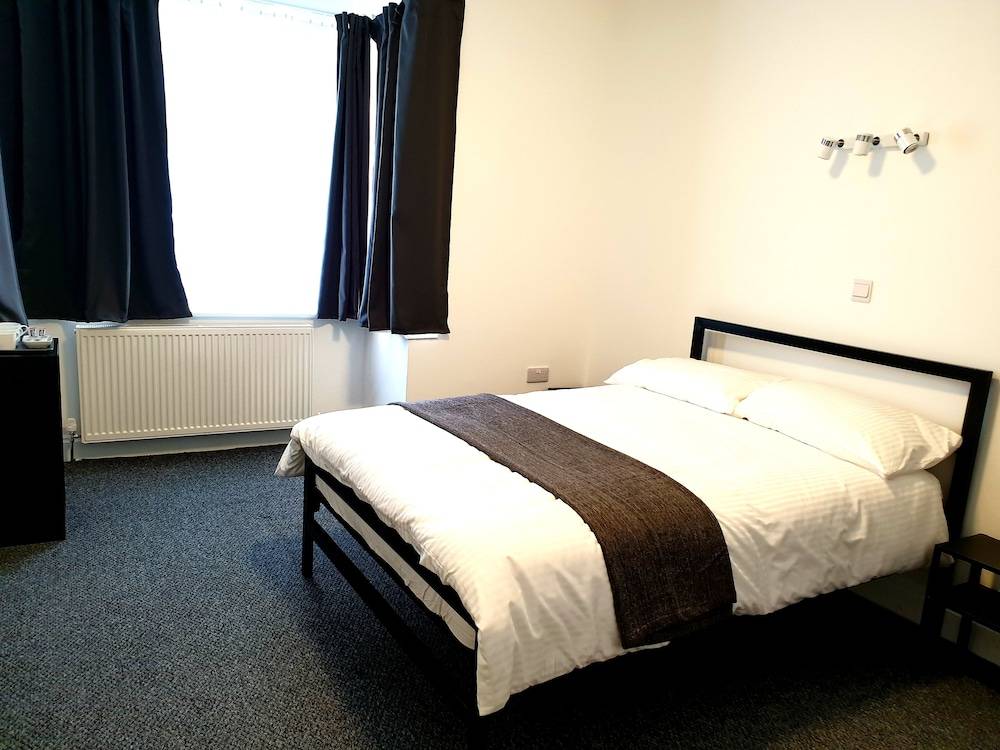 Wanstead Hotel 1