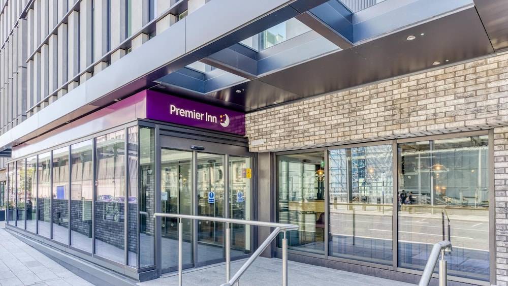 Premier Inn London Paddington - Paddington Station 1